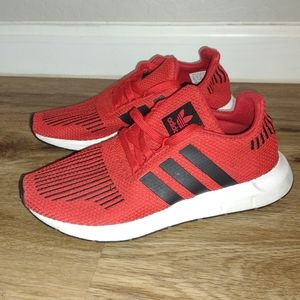 ADIDAS SWIFT RUN 1 Sneakers Athletic Running Shoes Unisex  Red Big Kids Size-4.5